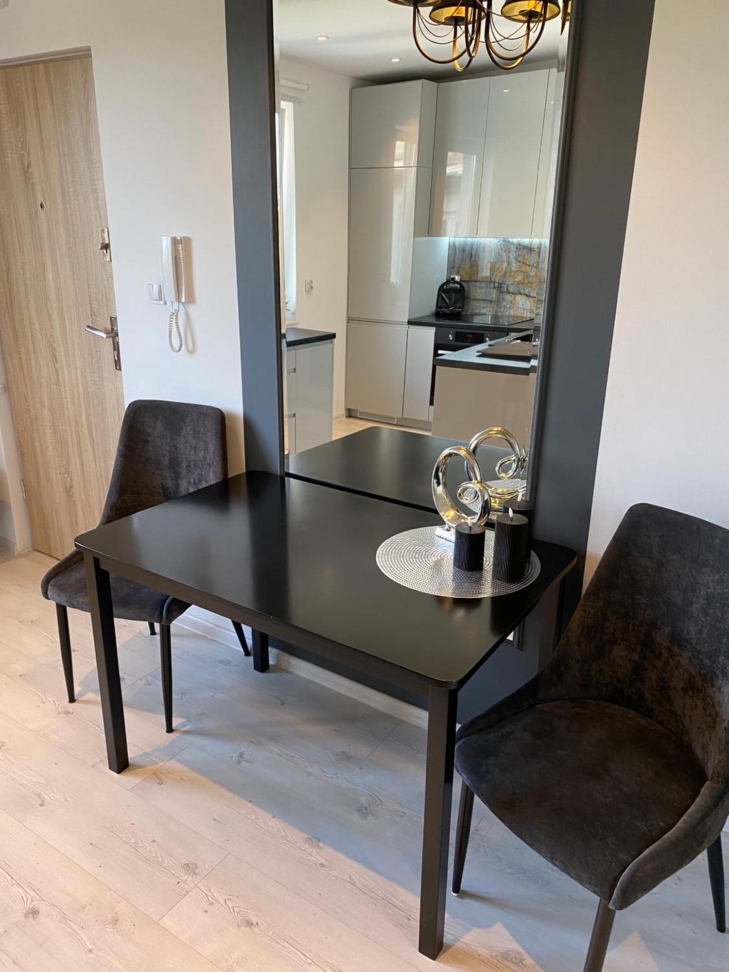 Lovers' Loft Apartment In Krakow - Orawska 7 Exteriör bild