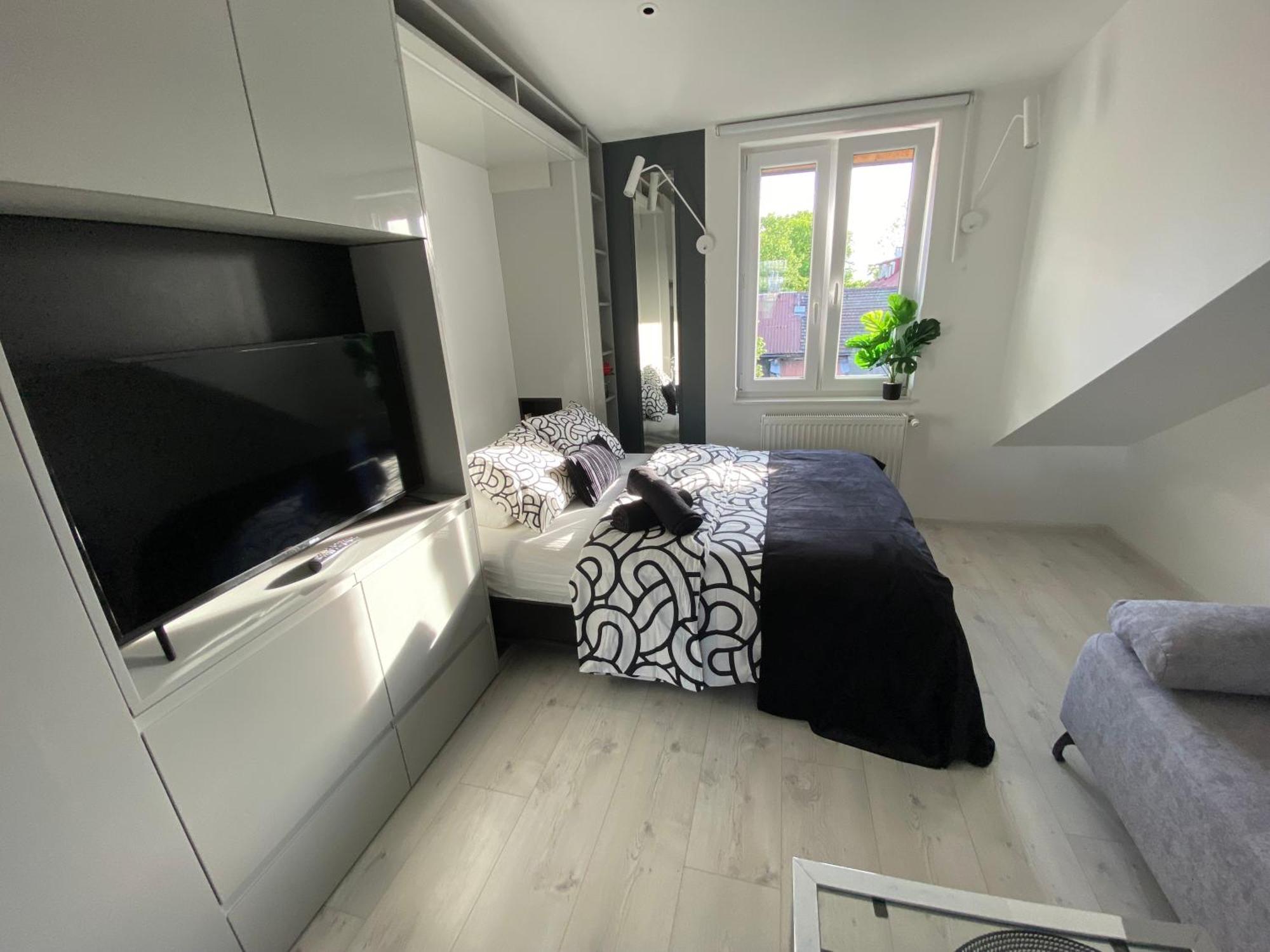 Lovers' Loft Apartment In Krakow - Orawska 7 Exteriör bild