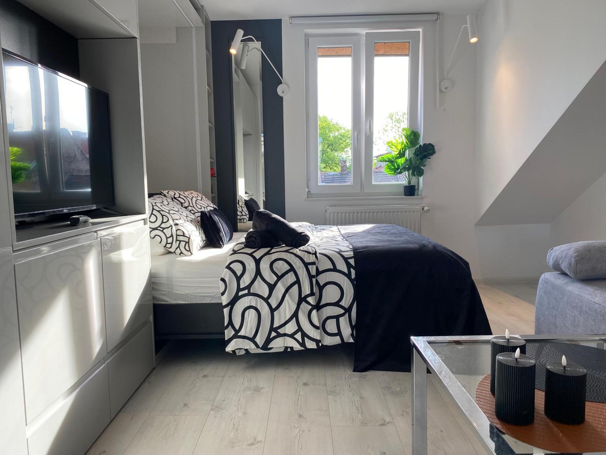 Lovers' Loft Apartment In Krakow - Orawska 7 Exteriör bild