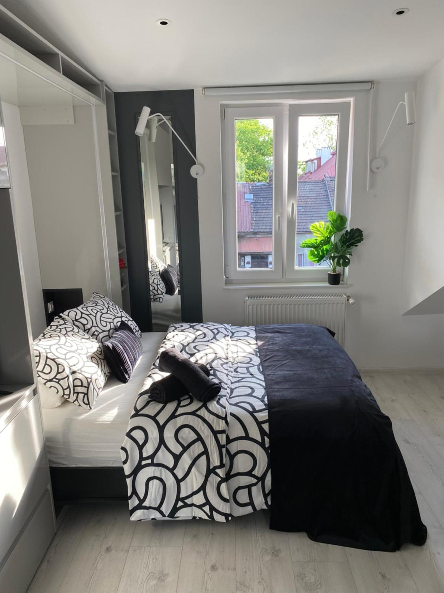 Lovers' Loft Apartment In Krakow - Orawska 7 Exteriör bild
