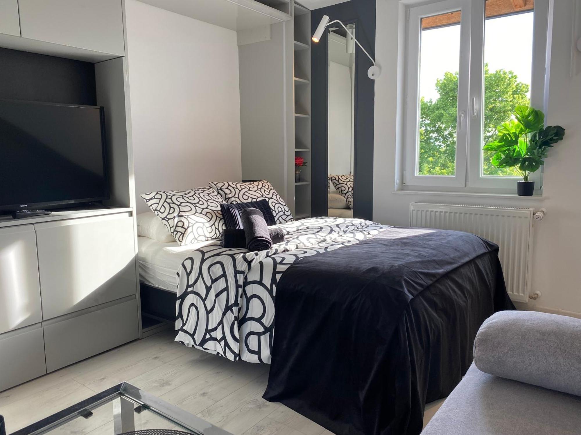 Lovers' Loft Apartment In Krakow - Orawska 7 Exteriör bild